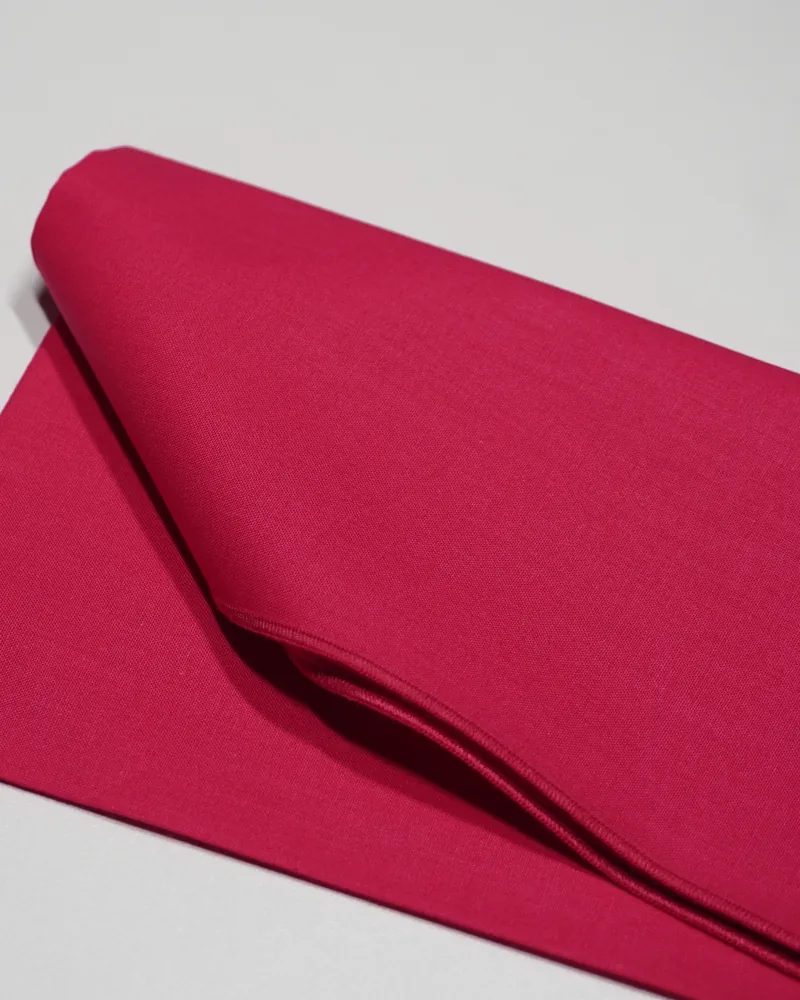 Foulard 03 · Rouge froid clair vif, drapé