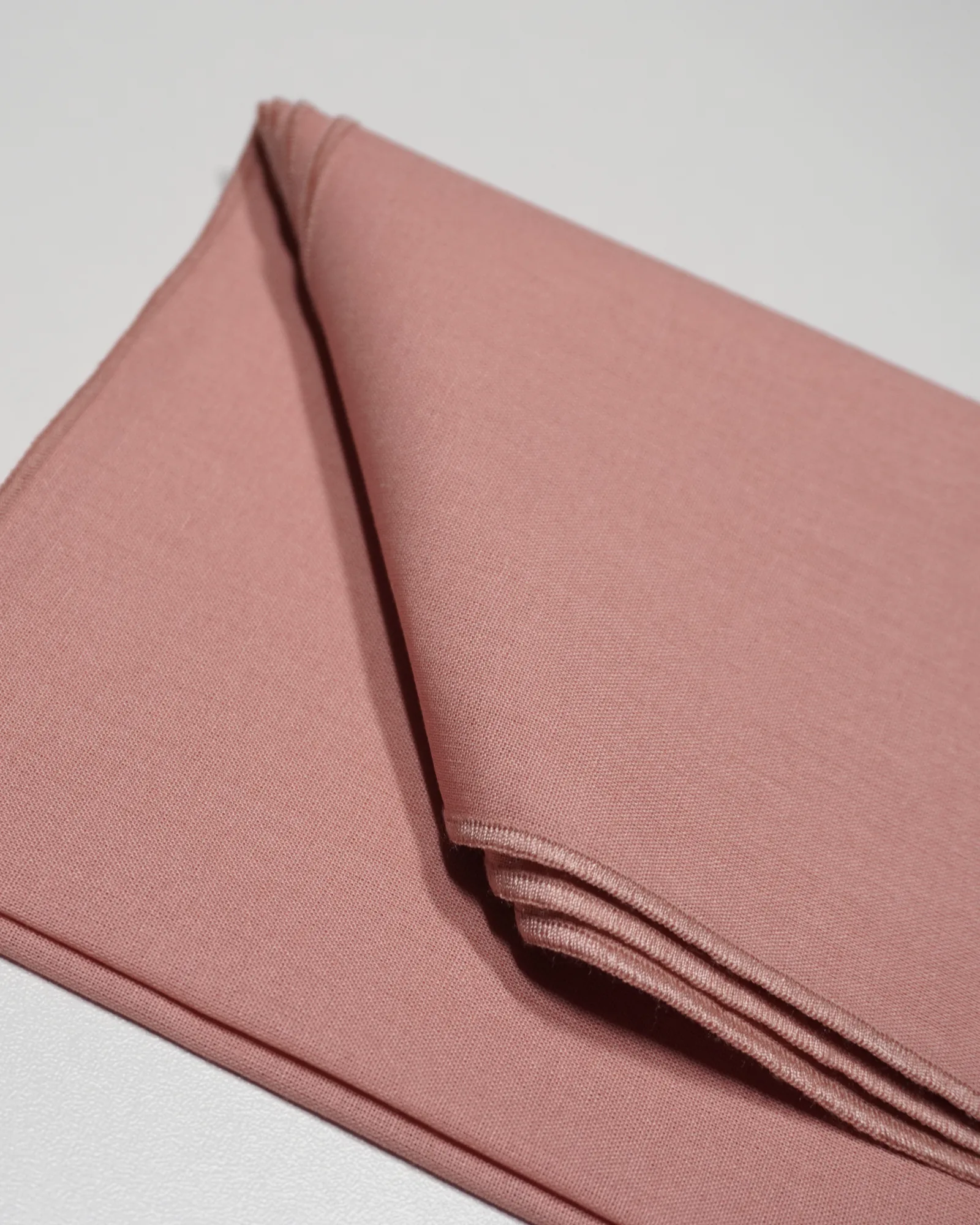 Drape 16 · Red – Warm, Light, Soft, draped