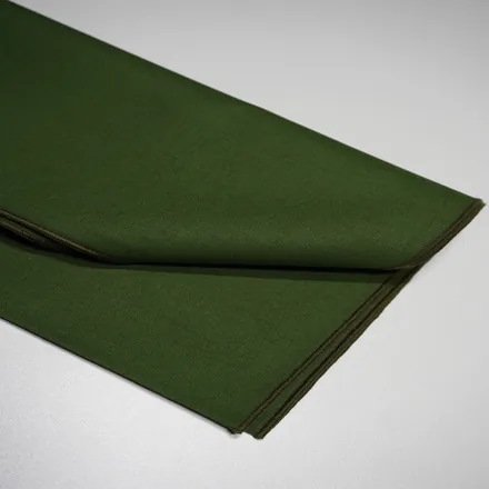 Foulard 21 · Vert chaud sombre vif, drapé
