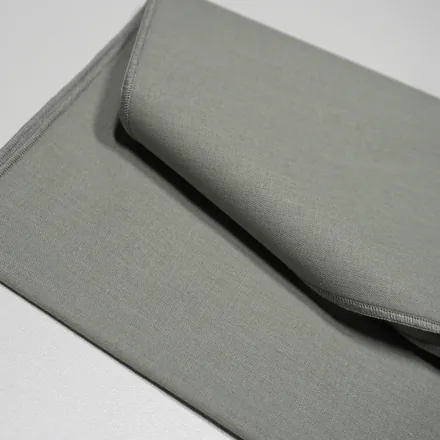 Foulard 24 · Vert chaud clair doux, drapé